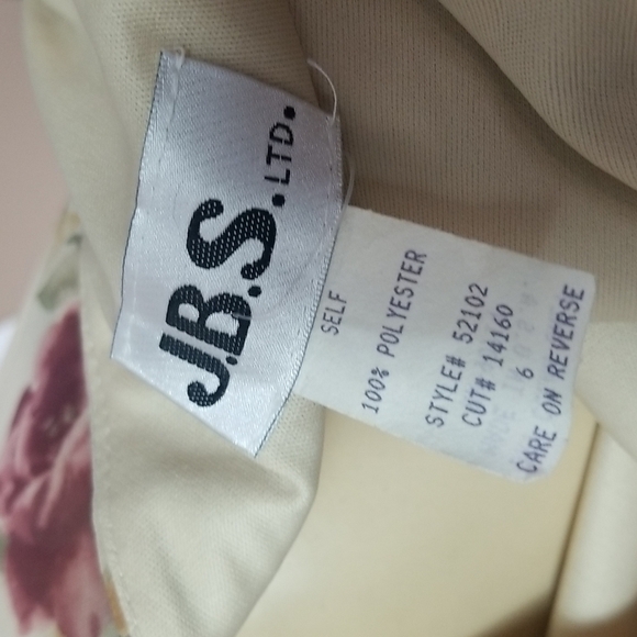 VINTAGE J.B.S. WOMENS FLORAL DRESS IN SIZE 6- TIERED DESIGN - Picture 7 of 10